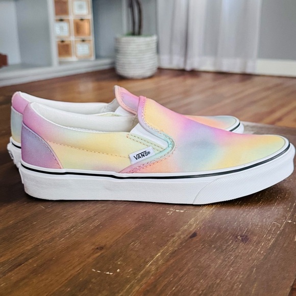 VANS Classic Slip-On 'Aura Shift' Sneakers - Picture 11 of 14